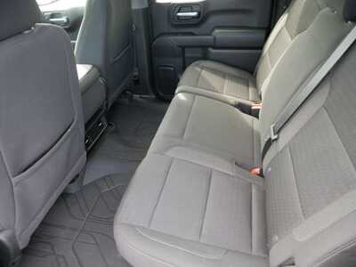 2022 Chevrolet 1500 Crew Cab, $35649. Photo 8