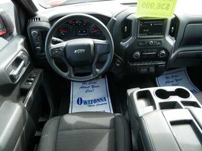 2022 Chevrolet 1500 Crew Cab, $35649. Photo 9
