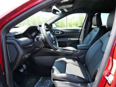 2026 Jeep Compass, $33462. Photo 11