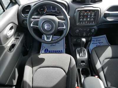 2023 Jeep Renegade, $23999. Photo 9