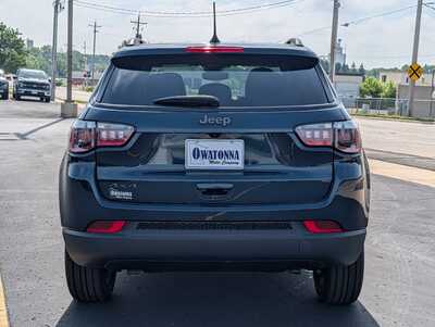 2026 Jeep Compass, $34049. Photo 6