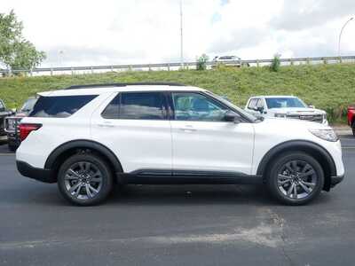 2026 Ford Explorer, $46349. Photo 8