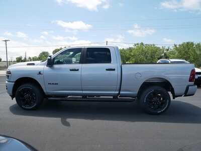 2026 RAM 3500 Crew Cab, $77849. Photo 4