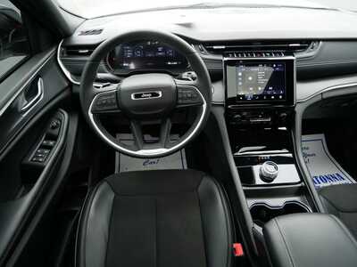 2024 Jeep Grand Cherokee L, $34998. Photo 9
