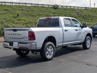 2026 RAM 3500 Crew Cab, $72848. Photo 7