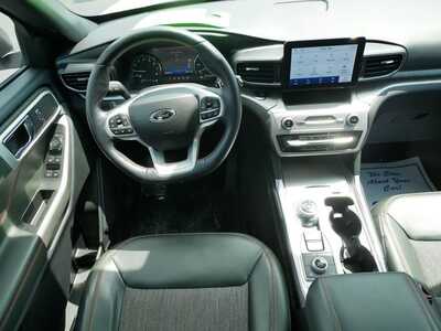 2022 Ford Explorer, $33799. Photo 10