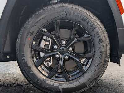 2026 Jeep Grand Cherokee L, $43999. Photo 9