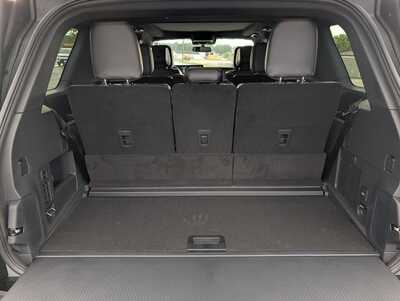 2027 Ford Expedition, $85349. Photo 10