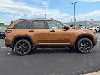 2026 Jeep Grand Cherokee, $45849. Photo 8