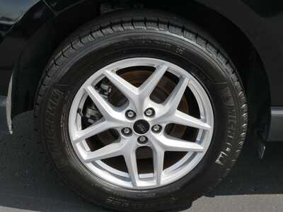 2024 Ford Edge, $25999. Photo 5