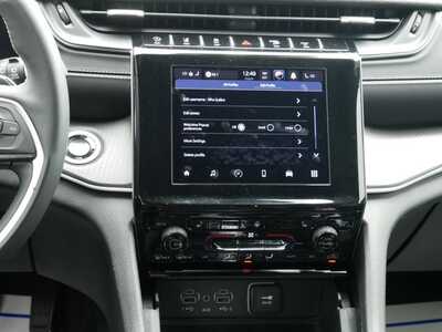 2024 Jeep Grand Cherokee, $29999. Photo 10