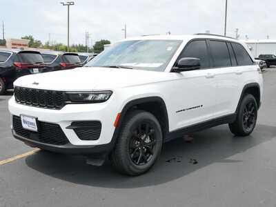 2024 Jeep Grand Cherokee, $29999. Photo 2