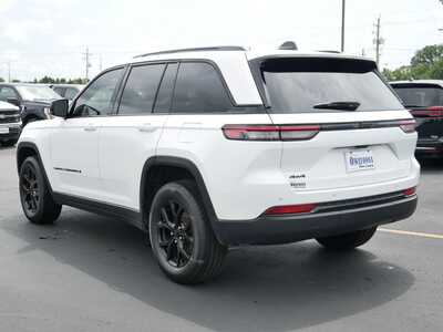 2024 Jeep Grand Cherokee, $29999. Photo 3