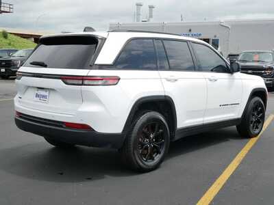 2024 Jeep Grand Cherokee, $29999. Photo 4