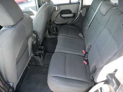 2020 Jeep Wrangler Unlimited, $18499. Photo 8