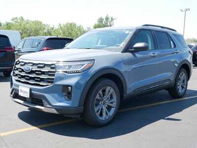 2026 Ford Explorer, $46349. Photo 3