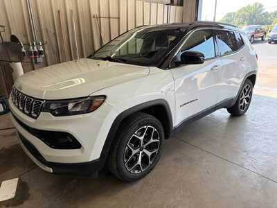 2025 Jeep Compass, $22999. Photo 1