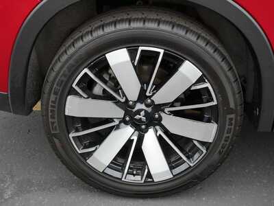 2025 Mitsubishi Outlander, $25998. Photo 5