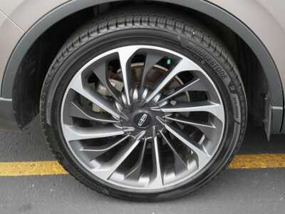 2021 Lincoln Aviator, $30999. Photo 5