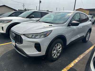 2025 Ford Escape, $24499. Photo 1