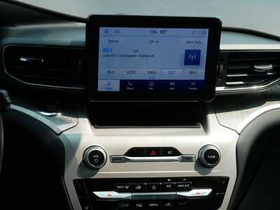 2023 Ford Explorer, $35498. Photo 10