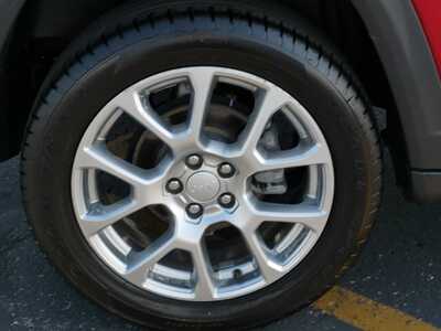 2023 Jeep Compass, $21999. Photo 5