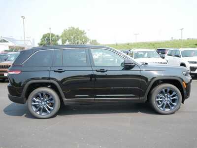 2026 Jeep Grand Cherokee, $46225. Photo 8