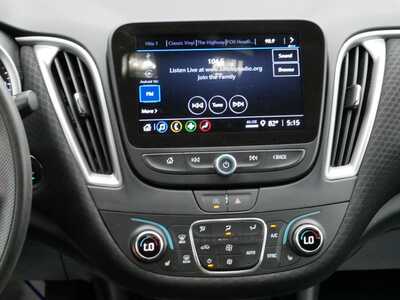 2025 Chevrolet Malibu, $18997. Photo 10