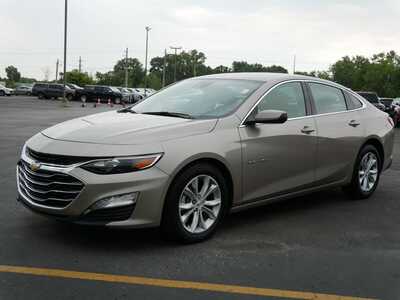 2025 Chevrolet Malibu, $18997. Photo 2