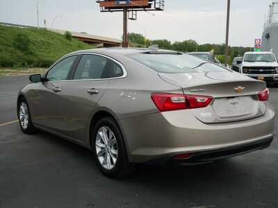 2025 Chevrolet Malibu, $18997. Photo 3