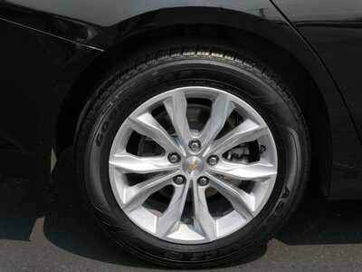 2025 Chevrolet Malibu, $18999. Photo 5