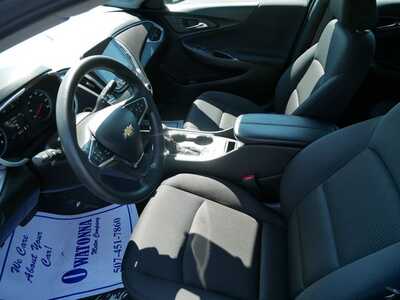 2025 Chevrolet Malibu, $17997. Photo 7