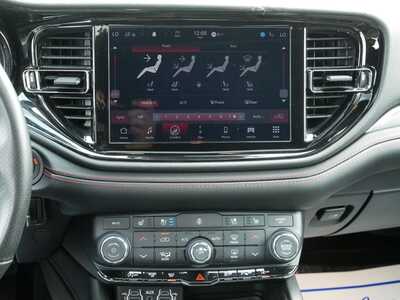2025 Dodge Durango, $32999. Photo 10