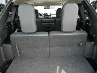 2025 Mitsubishi Outlander, $26499. Photo 6