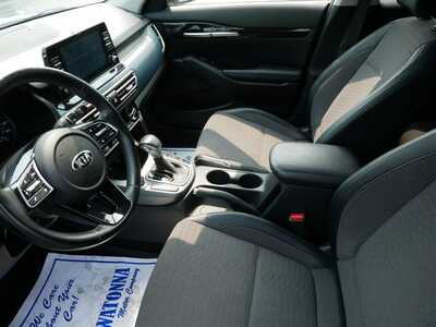 2021 Kia Seltos, $13999. Photo 7