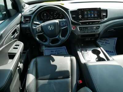 2025 Honda Ridgeline, $34799. Photo 9