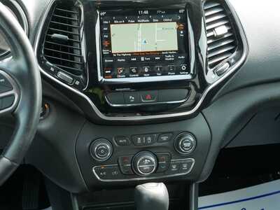 2020 Jeep Cherokee, $17699. Photo 10