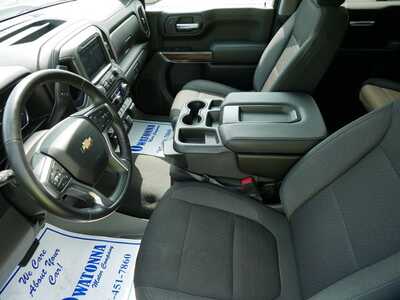 2021 Chevrolet 1500 Crew Cab, $27799. Photo 7