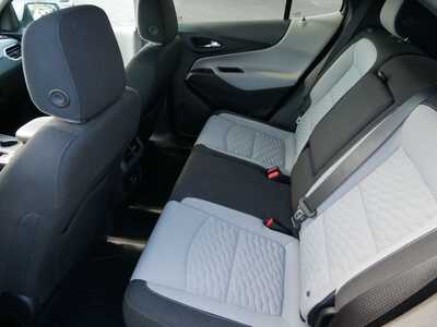 2020 Chevrolet Equinox, $17899. Photo 8
