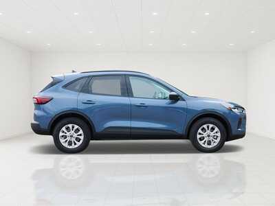 2025 Ford Escape, $0. Photo 2