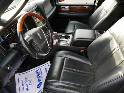 2016 Lincoln Navigator, $15999. Photo 7
