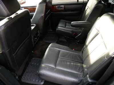 2016 Lincoln Navigator, $15999. Photo 8