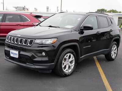 2024 Jeep Compass, $18499. Photo 2