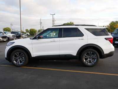 2026 Ford Explorer, $45180. Photo 4