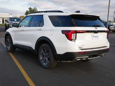 2026 Ford Explorer, $45180. Photo 5