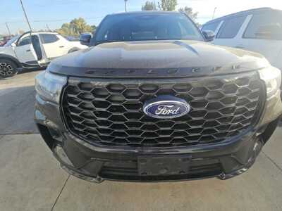 2025 Ford Explorer, $0. Photo 2