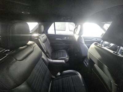 2025 Ford Explorer, $0. Photo 4