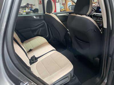 2021 Ford Escape, $14500. Photo 10