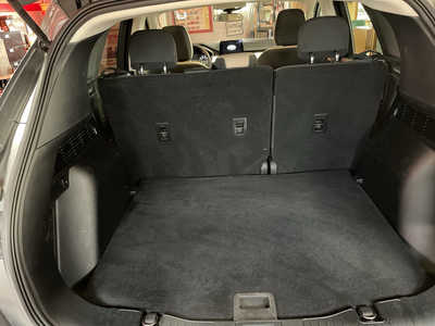 2021 Ford Escape, $14500. Photo 11