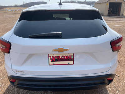 2024 Chevrolet Trax, $22995. Photo 4